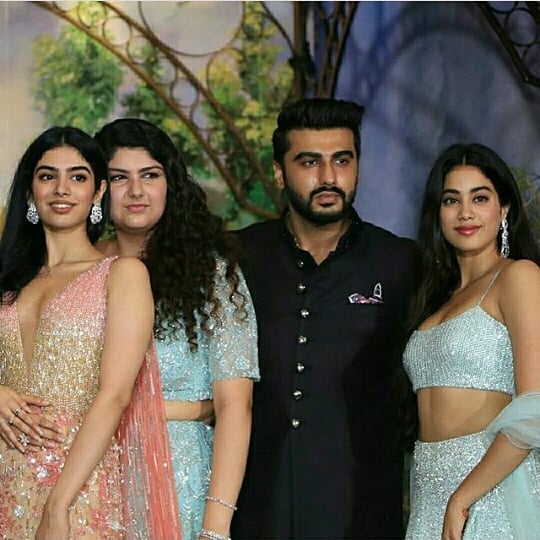 Janhvi Kapoor Wiki, Age, Boyfriend, Family, Biography & More 22 janhvi kapoor with his sister and half-siblings