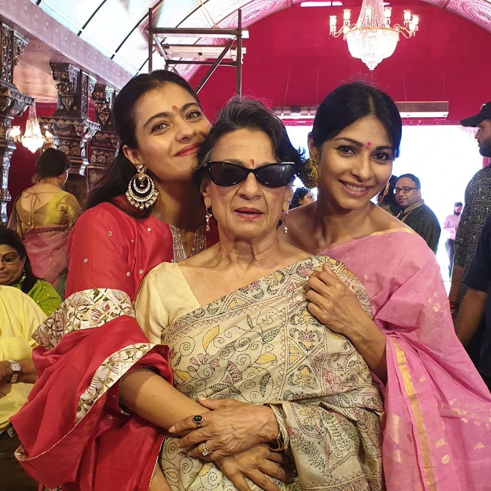 Kajol With Her Mother and Young Sister