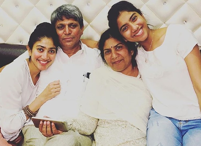 Sai Pallavi With Her Parents