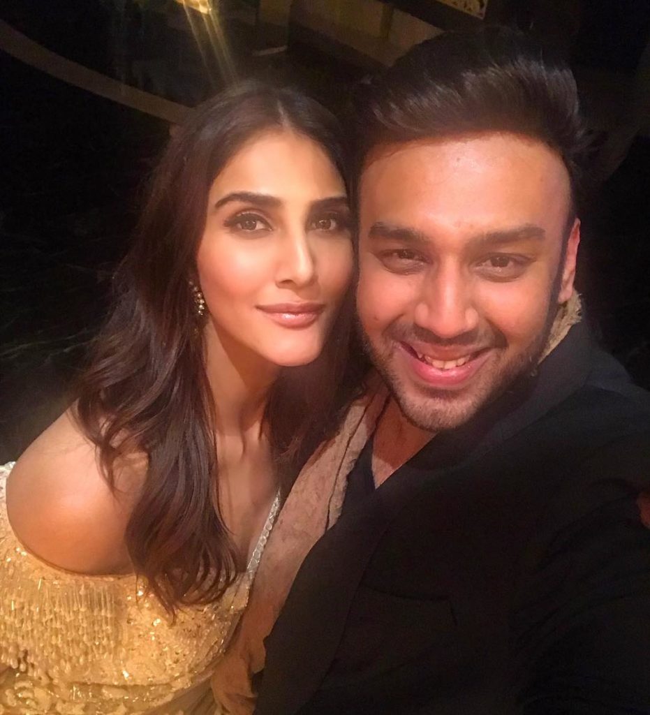 Boyfriend and husband of Vaani Kapoor.