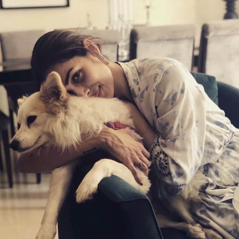 Malaika arora with her dog