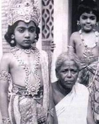 Karthi in his childhood