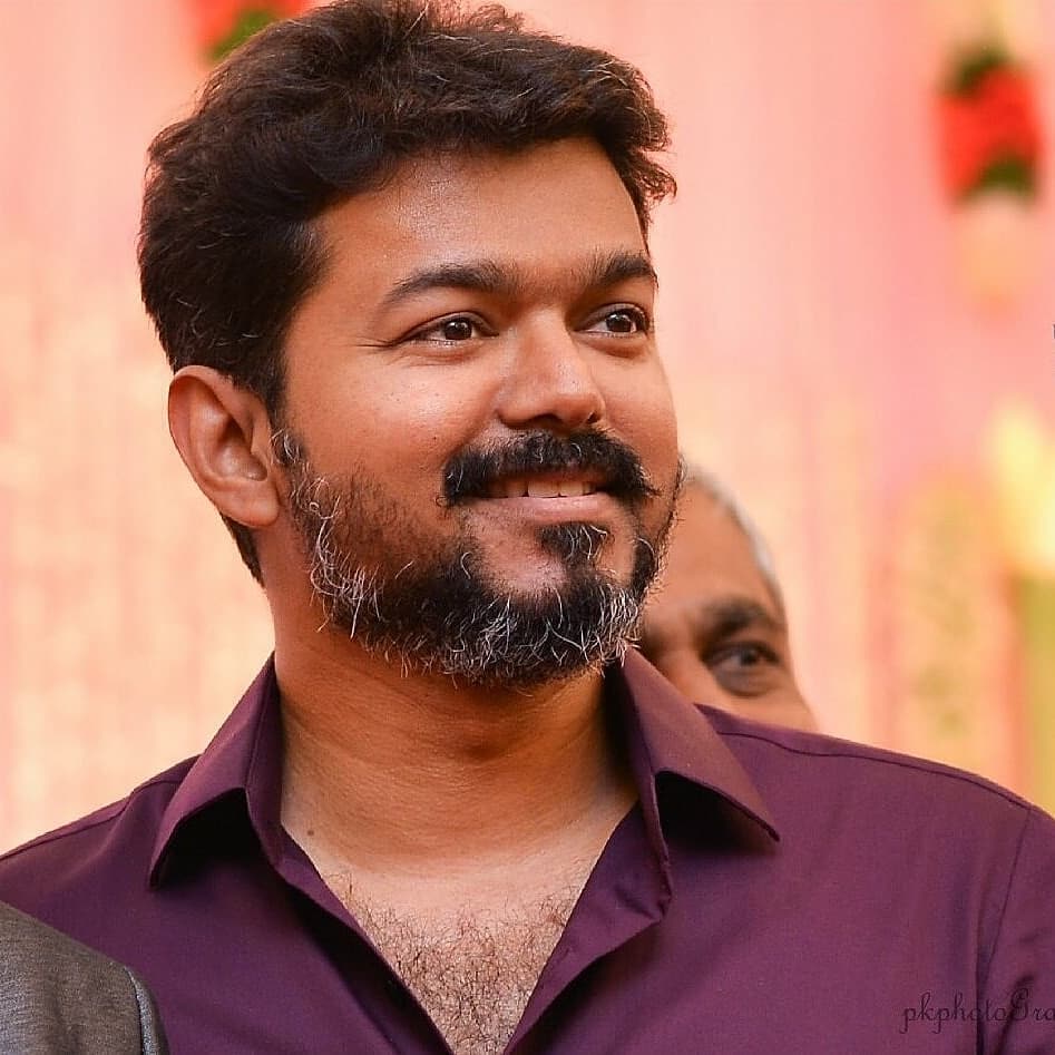 vijay-actor-wiki-age-wife-family-children-biography-caste