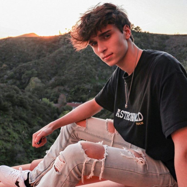 Josh Richards - Wiki, Age, Girlfriend, Net Worth, Family, Height