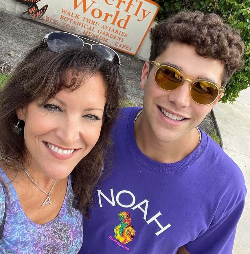 Austin Mahone with his Mother