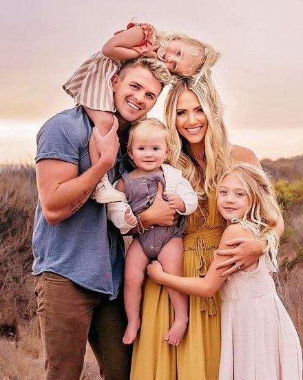 Everleigh Soutas With Her Family