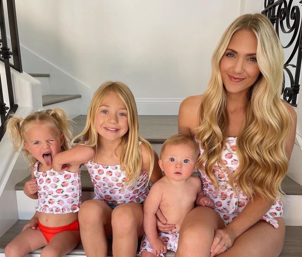 Everleigh Soutas with her Mother and Step-Siblings