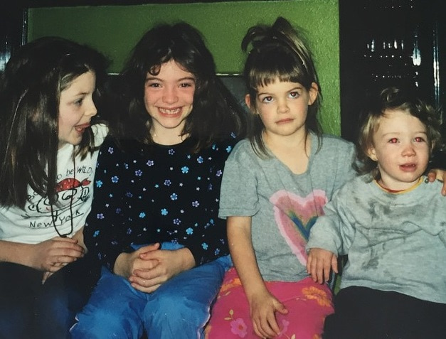 Lorde in her childhood with siblings