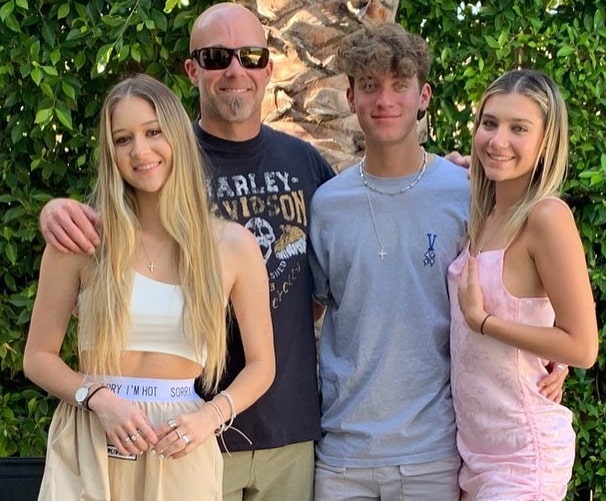 Riley Lewis with her Father and Siblings
