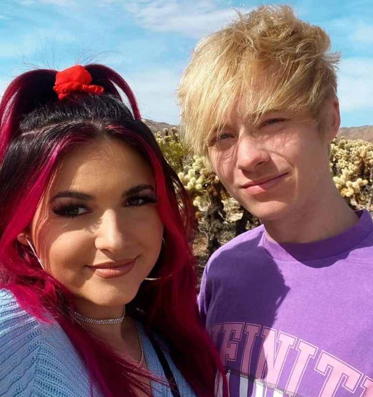Sam Golbach Wiki, Age, Height, Girlfriend, Family, Net Worth, Biography & More BigstarBio