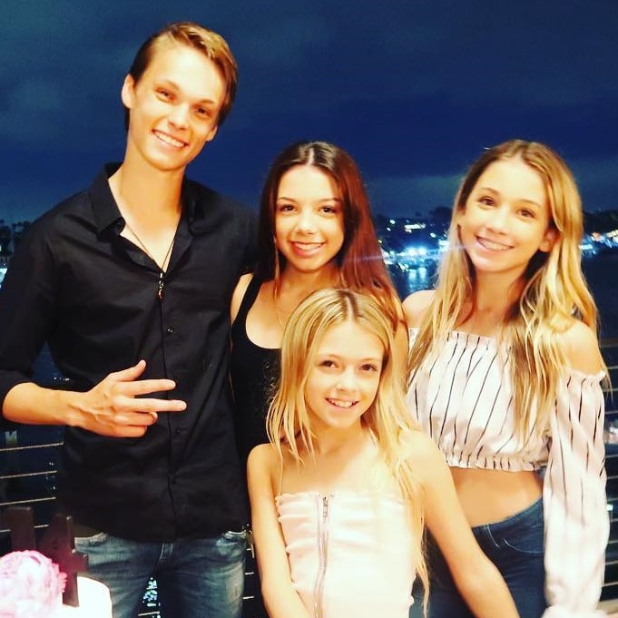 Coco Quinn with her Siblings