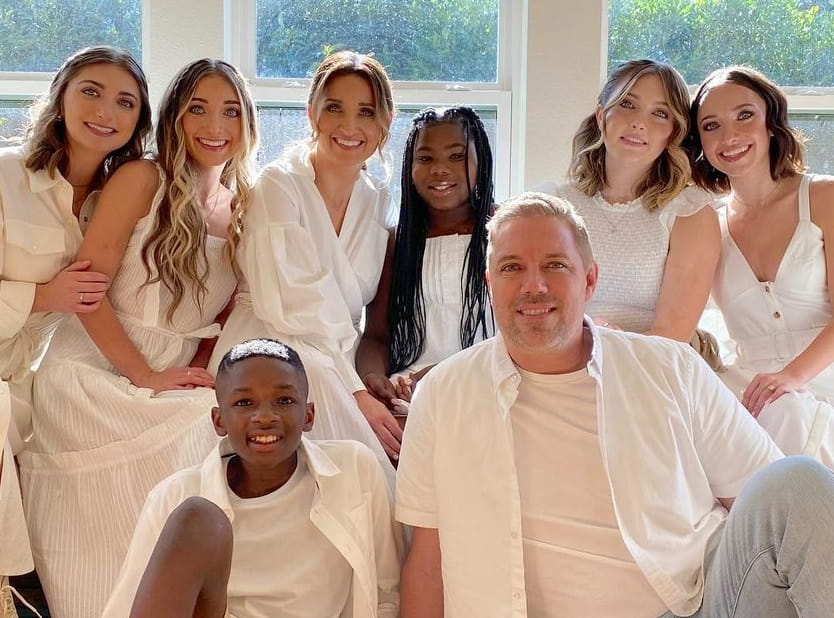 Mindy McKnight with her Family