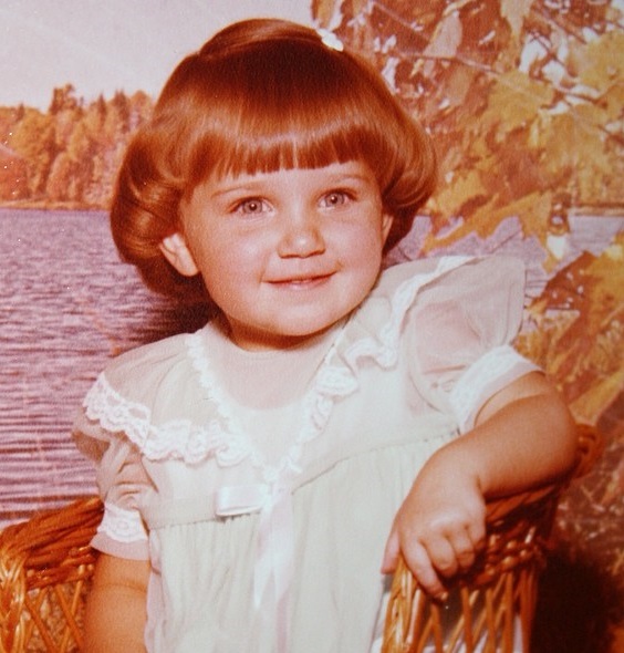 Mindy McKnight in Childhood