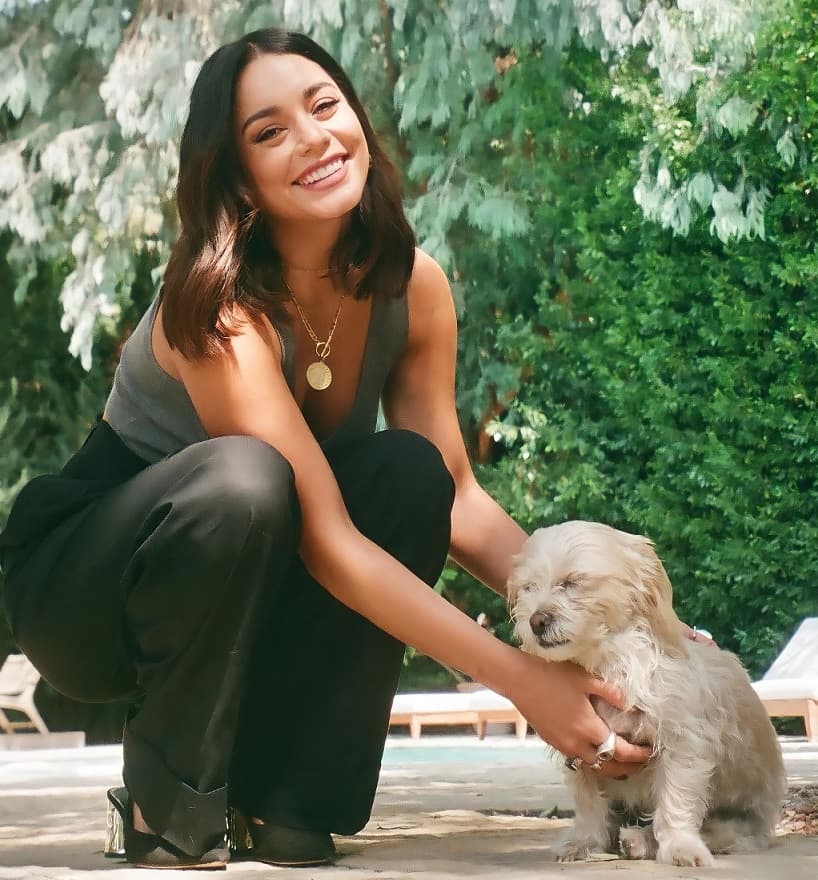 Vanessa Hudgens with her Pet Dog