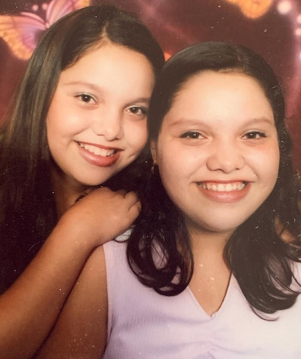 An Old Picture of Karina Garcia with her Twin Sister Mayra Isabel