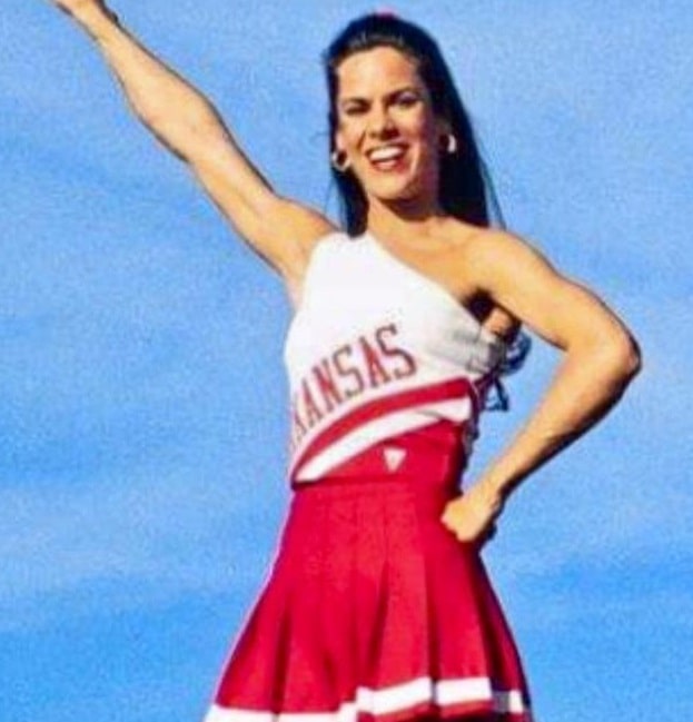 Kristy Hurley as cheerleader