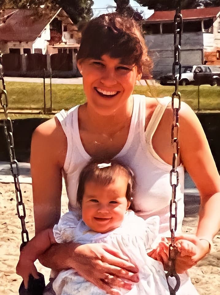 Brittany Xavier in her childhood with her mother