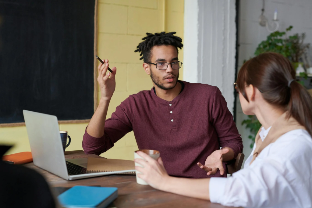 Kickstart Your Start-Up By Following These Simple Business Hacks!