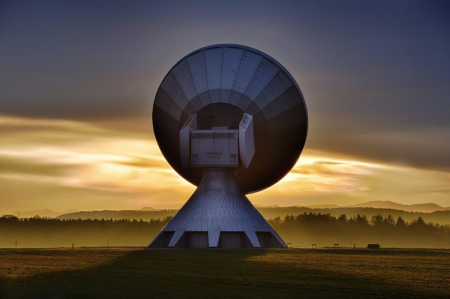 Understanding Wireless Networks with Diamond Communications