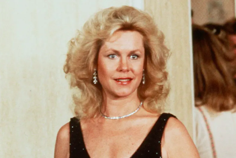 ELIZABETH MONTGOMERY Biography Movies And Career elizabeth-montgomery-biography-movies-and-career